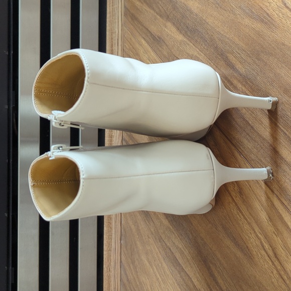 Tony Bianco Cream Booties - Picture 4 of 10